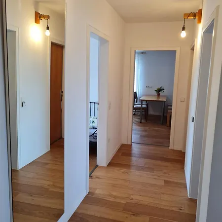 3-zi-whg, Naehe Messe Stuttgart, Zentral Und Gruen Appartement *