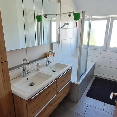 3-zi-whg, Naehe Messe Stuttgart, Zentral Und Gruen Apartament