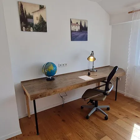 Appartement 3-zi-whg, Naehe Messe Stuttgart, Zentral Und Gruen Wolfschlugen