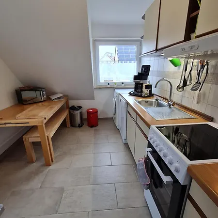 3-zi-whg, Naehe Messe Stuttgart, Zentral Und Gruen Appartement *